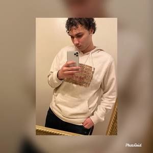 Meet your Posher, Anthony